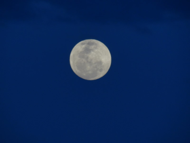 full moon \"Gunung Stong\"