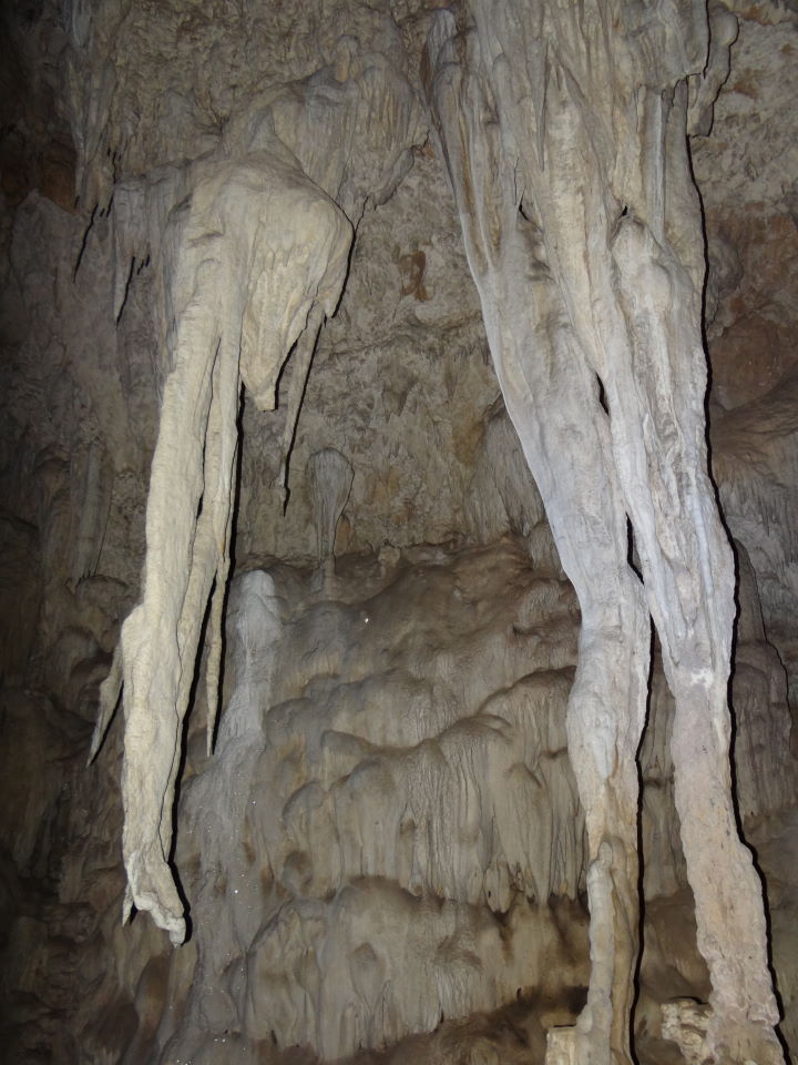 Lod cave
