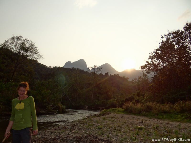 Nong Kiaw is squeezed in between some of the most fantastic limestone mountains