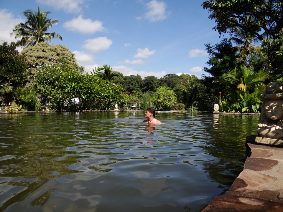 Lombok, Rinjani Mountain Garden, the pool